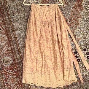 Vintage skirt and ruffled lace top pink floral small